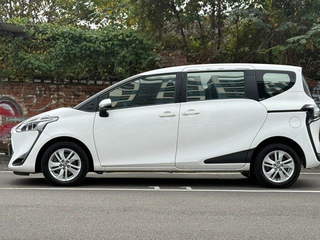TOYOTA豐田 SIENTA  第2張相片