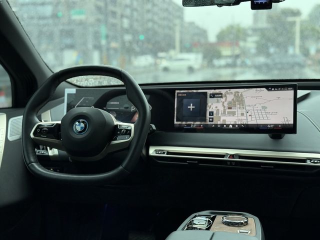 BMW寶馬 IX XDRIVE50  第5張相片