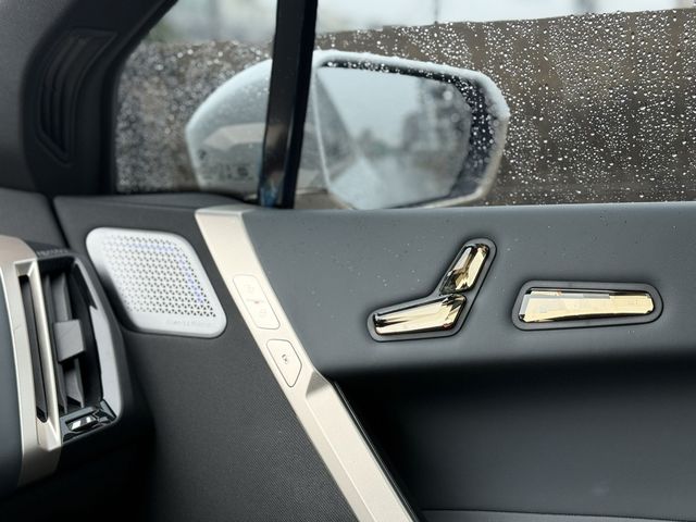 BMW寶馬 IX XDRIVE50  第9張相片