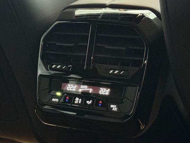 BMW寶馬 IX XDRIVE50  第13張相片