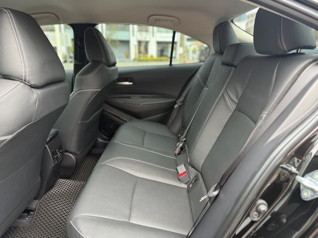TOYOTA豐田 COROLLA ALTIS HYBRID  第15張相片