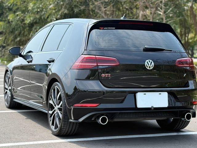 VOLKSWAGEN福斯 GOLF GTI  第3張相片