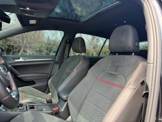 VOLKSWAGEN福斯 GOLF GTI  第4張相片