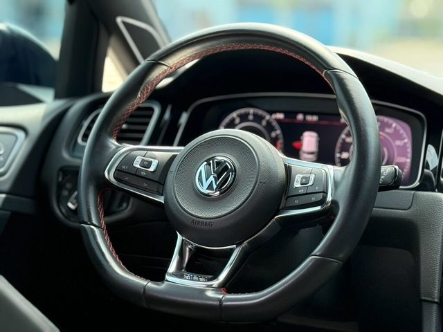 VOLKSWAGEN福斯 GOLF GTI  第10張相片