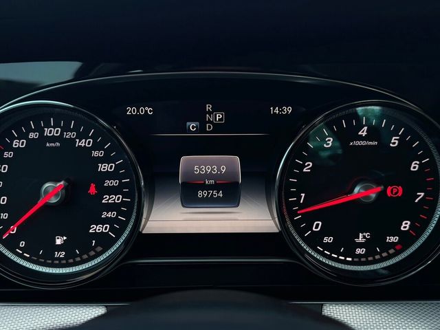M-BENZ賓士 E200  第5張相片