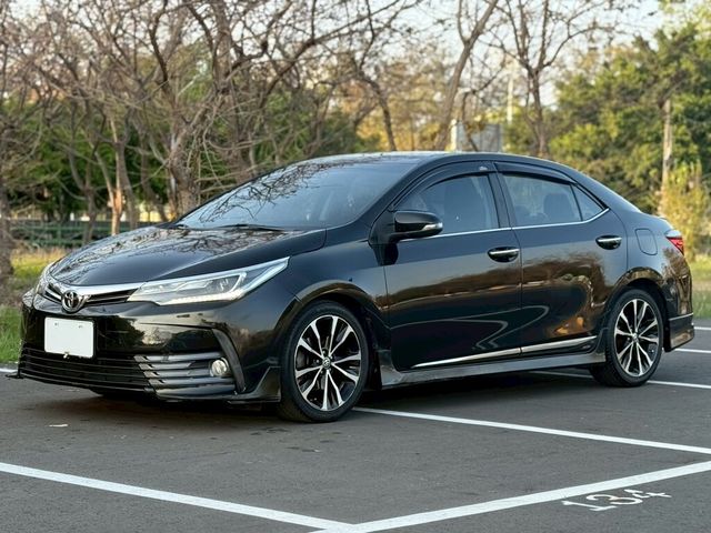 TOYOTA豐田 ALTIS  第1張相片