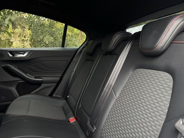FORD福特 FOCUS  第10張相片
