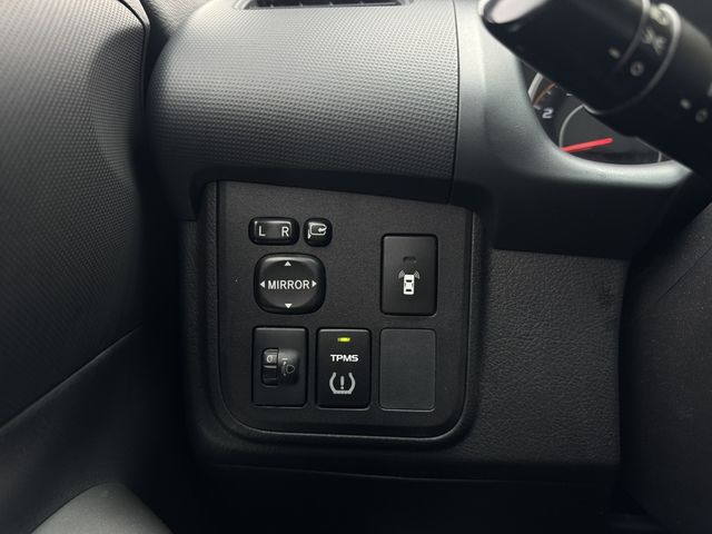 TOYOTA豐田 WISH  第9張相片