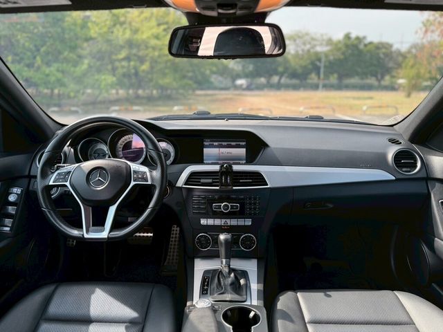M-BENZ賓士 C250  第7張相片
