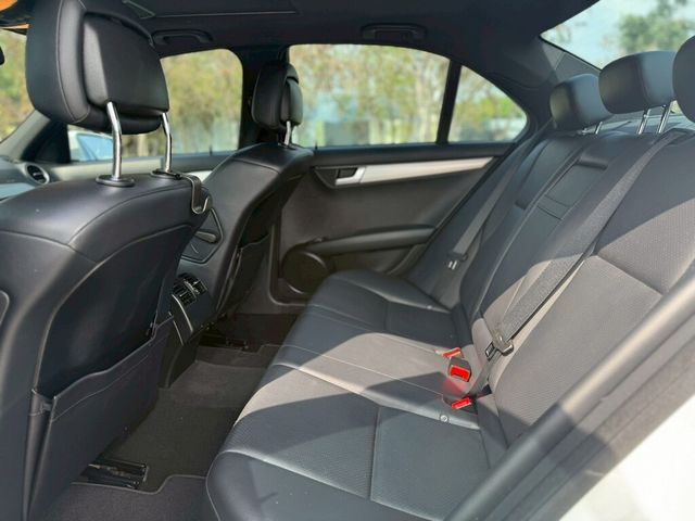 M-BENZ賓士 C250  第9張相片