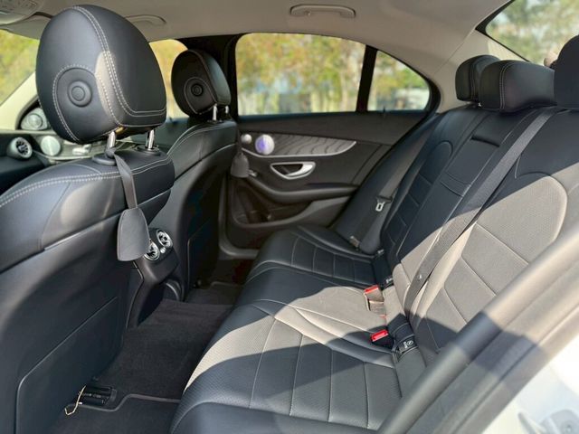 M-BENZ賓士 C300  第10張相片