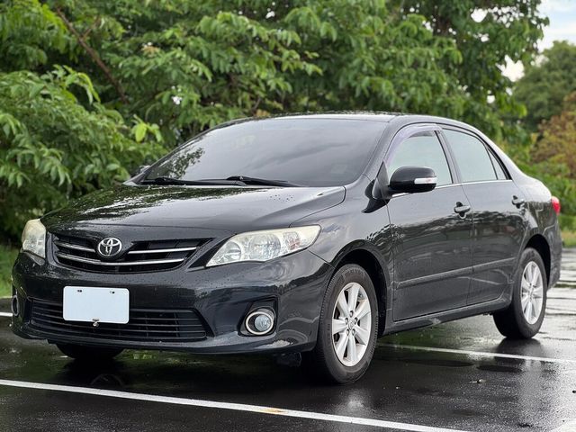 TOYOTA豐田 ALTIS  第1張相片
