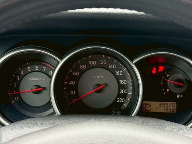 NISSAN日產 TIIDA  第4張相片