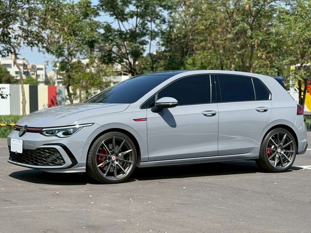 VOLKSWAGEN福斯 GOLF GTI  第2張相片