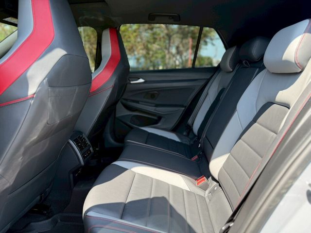 VOLKSWAGEN福斯 GOLF GTI  第11張相片