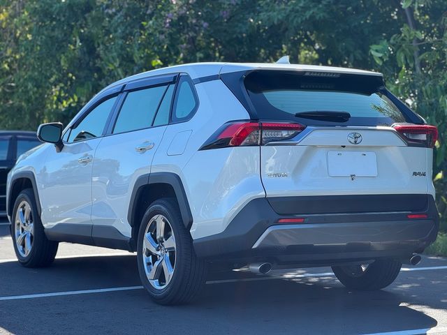 TOYOTA豐田 RAV4  第2張相片