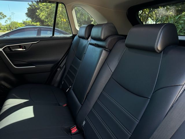 TOYOTA豐田 RAV4  第4張相片