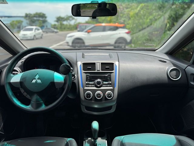 MITSUBISHI三菱 COLT PLUS  第3張相片