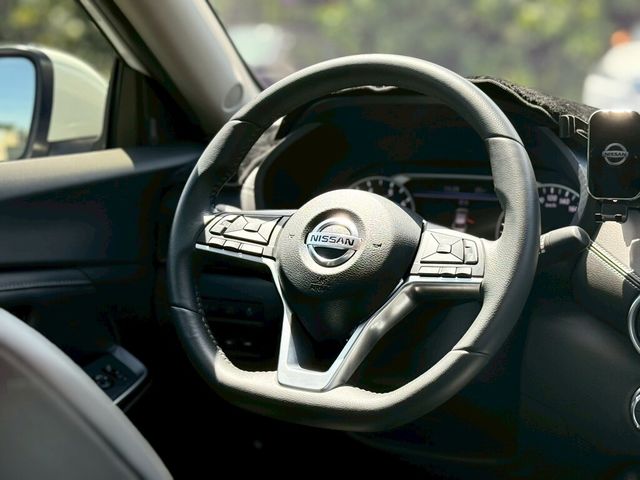 NISSAN日產 SENTRA  第9張相片