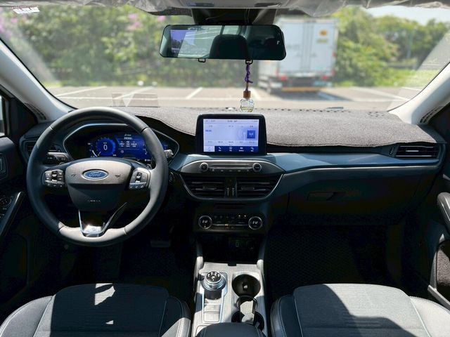 FORD福特 FOCUS ACTIVE  第8張相片