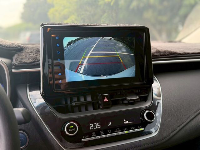 TOYOTA豐田 COROLLA ALTIS HYBRID  第3張相片