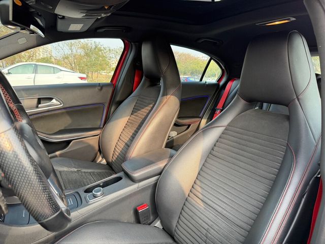 M-BENZ賓士 A250  第3張相片