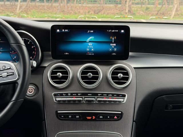 M-BENZ賓士 GLC300  第8張相片