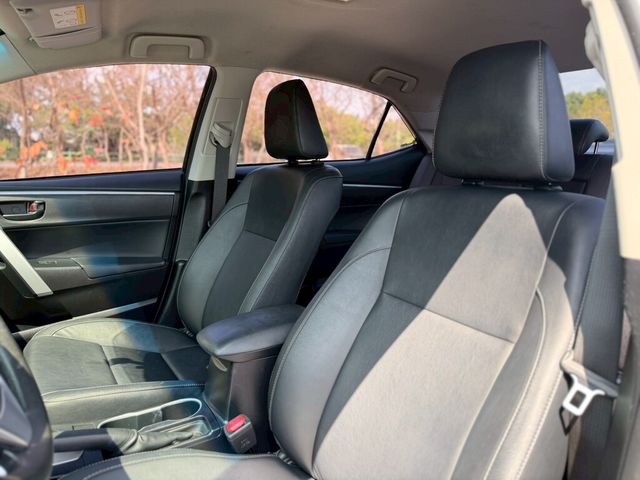 TOYOTA豐田 ALTIS  第5張相片