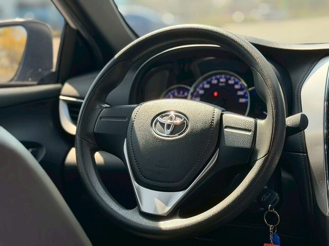 TOYOTA豐田 YARIS  第3張相片