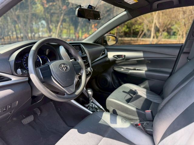 TOYOTA豐田 YARIS  第6張相片