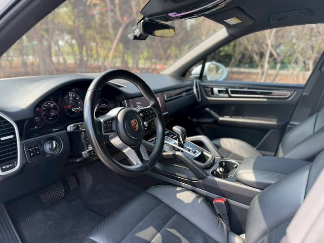 PORSCHE保時捷 CAYENNE  第6張相片
