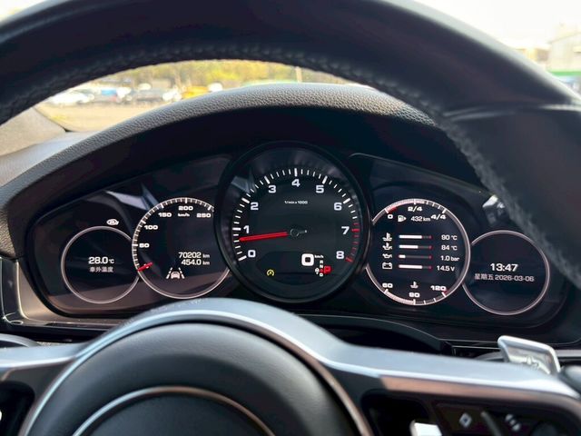 PORSCHE保時捷 CAYENNE  第8張相片