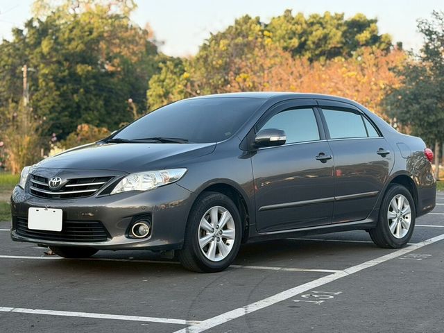 TOYOTA豐田 ALTIS  第1張相片