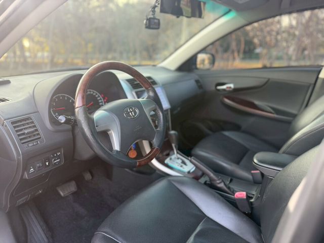 TOYOTA豐田 ALTIS  第7張相片
