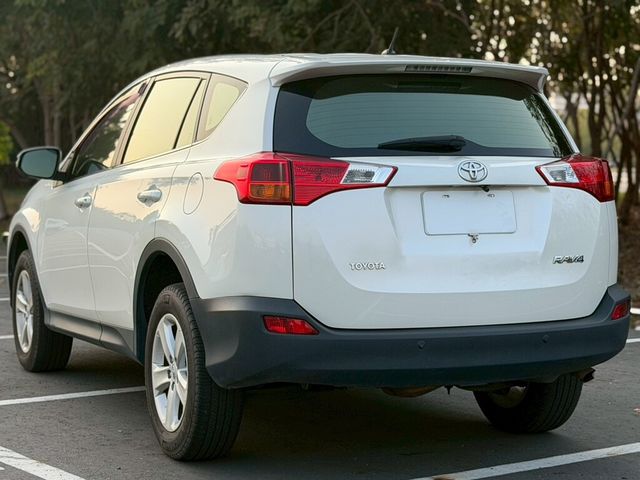 TOYOTA豐田 RAV4  第2張相片