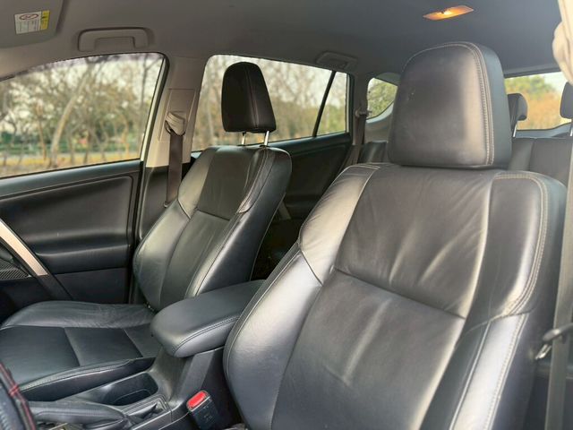 TOYOTA豐田 RAV4  第7張相片