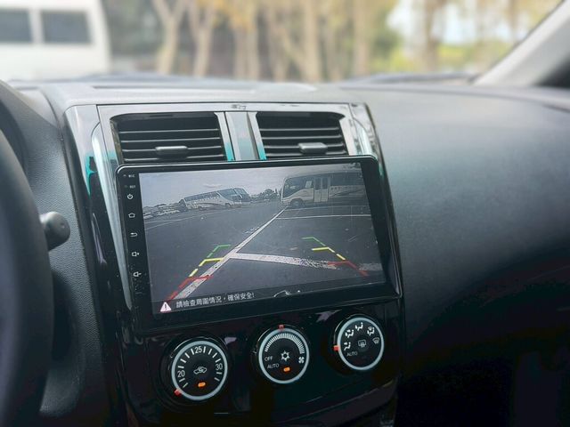 MITSUBISHI三菱 COLT PLUS  第8張相片