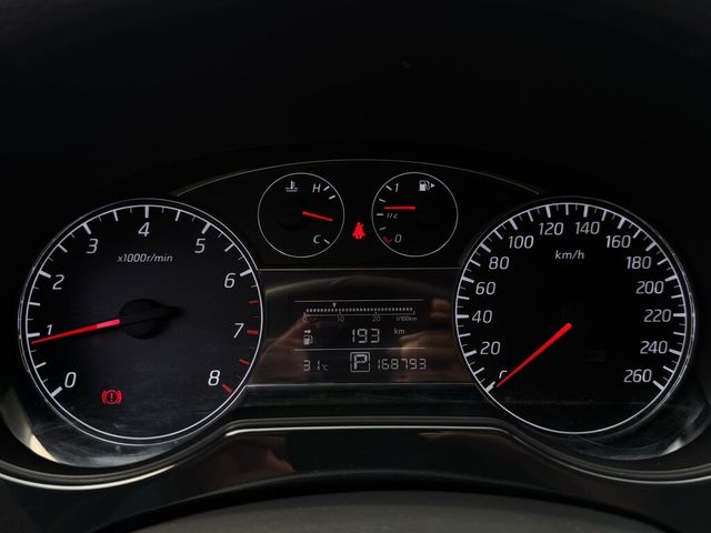 NISSAN日產 TIIDA  第6張相片