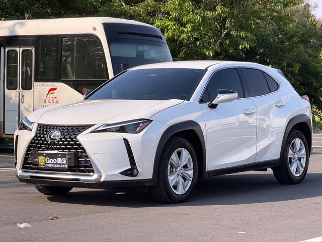LEXUS凌志 UX300H  第1張相片