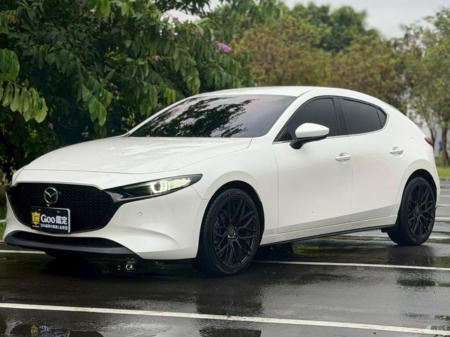 MAZDA馬自達 MAZDA 3  第1張相片