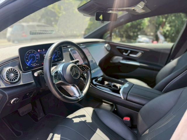 M-BENZ賓士 EQE300  第6張相片