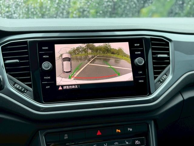 VOLKSWAGEN福斯 T-ROC  第6張相片