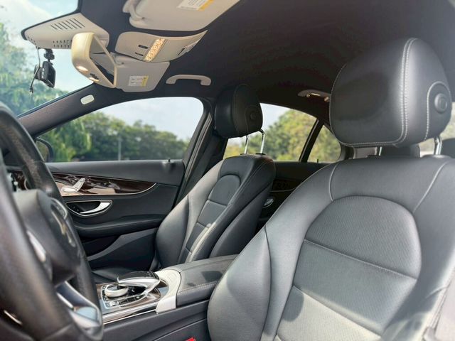 M-BENZ賓士 C300  第7張相片