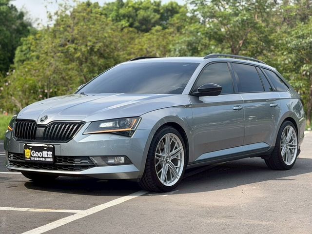 SKODA司科達 SUPERB COMBI  第1張相片