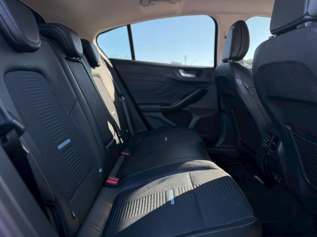 FORD福特 FOCUS ACTIVE  第9張相片