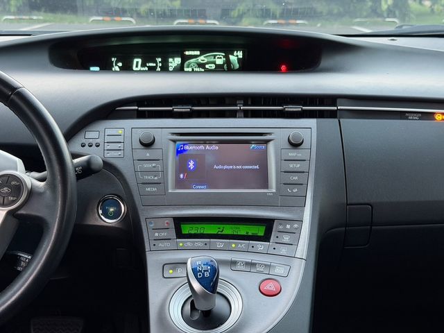TOYOTA豐田 PRIUS  第7張相片