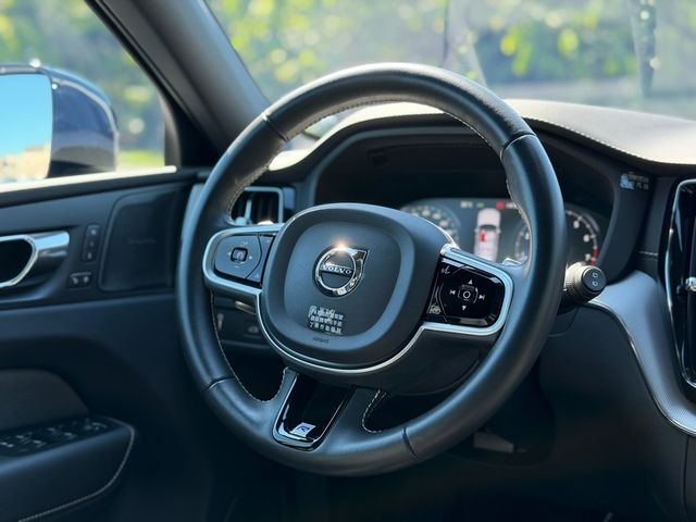 VOLVO富豪 XC60  第4張相片
