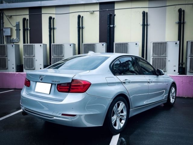 BMW寶馬 320I COUPE  第2張相片