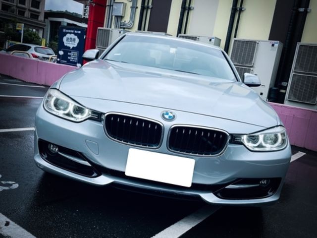 BMW寶馬 320I COUPE  第5張相片
