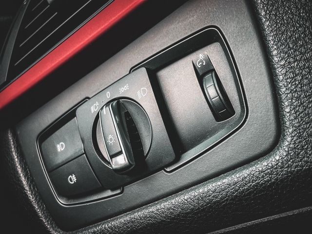 BMW寶馬 320I COUPE  第16張相片